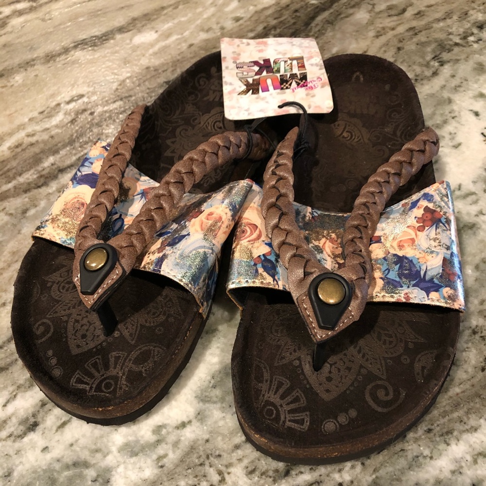 Muk Luks Thong/Band Sandal